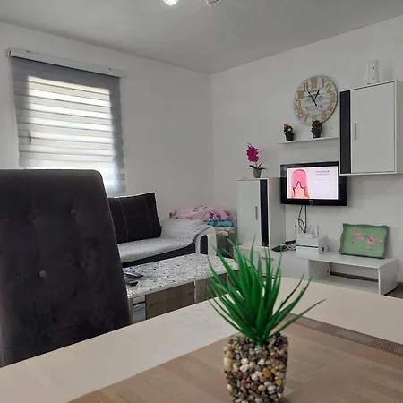 Vikendica Sunce Apartment